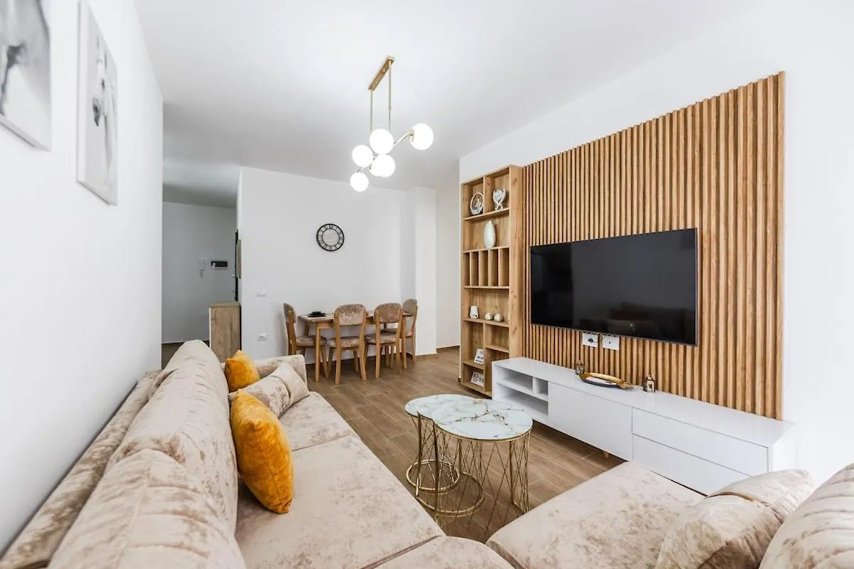 Coastal Chic Retreat By Ps Lejlighed Golem  Albanien